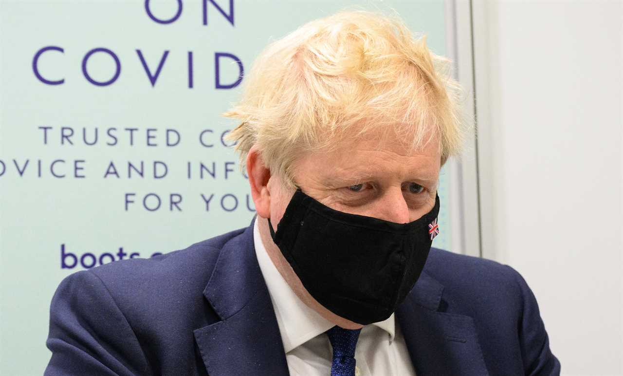 Boris Johnson dodges Commons grilling as minister says PM is ‘going nowhere’ over No 10 lockdown-busting party claims