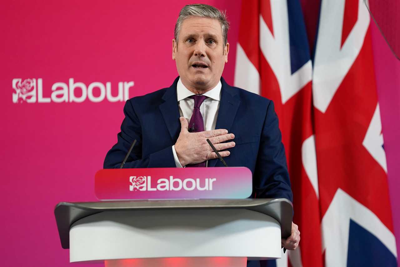 Labour leader Keir Starmer branded ‘hypocrite’ after being pictured drinking beer during lockdown