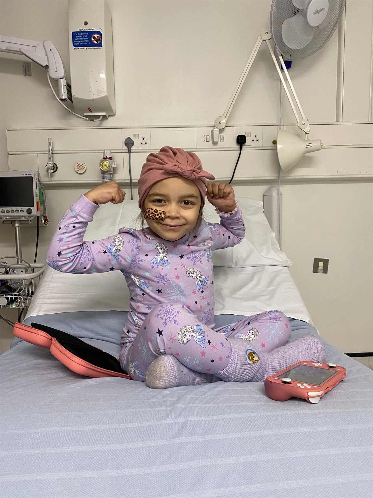 I thought Arianna’s back pain was down to her new bed – now my baby girl is fighting for her life