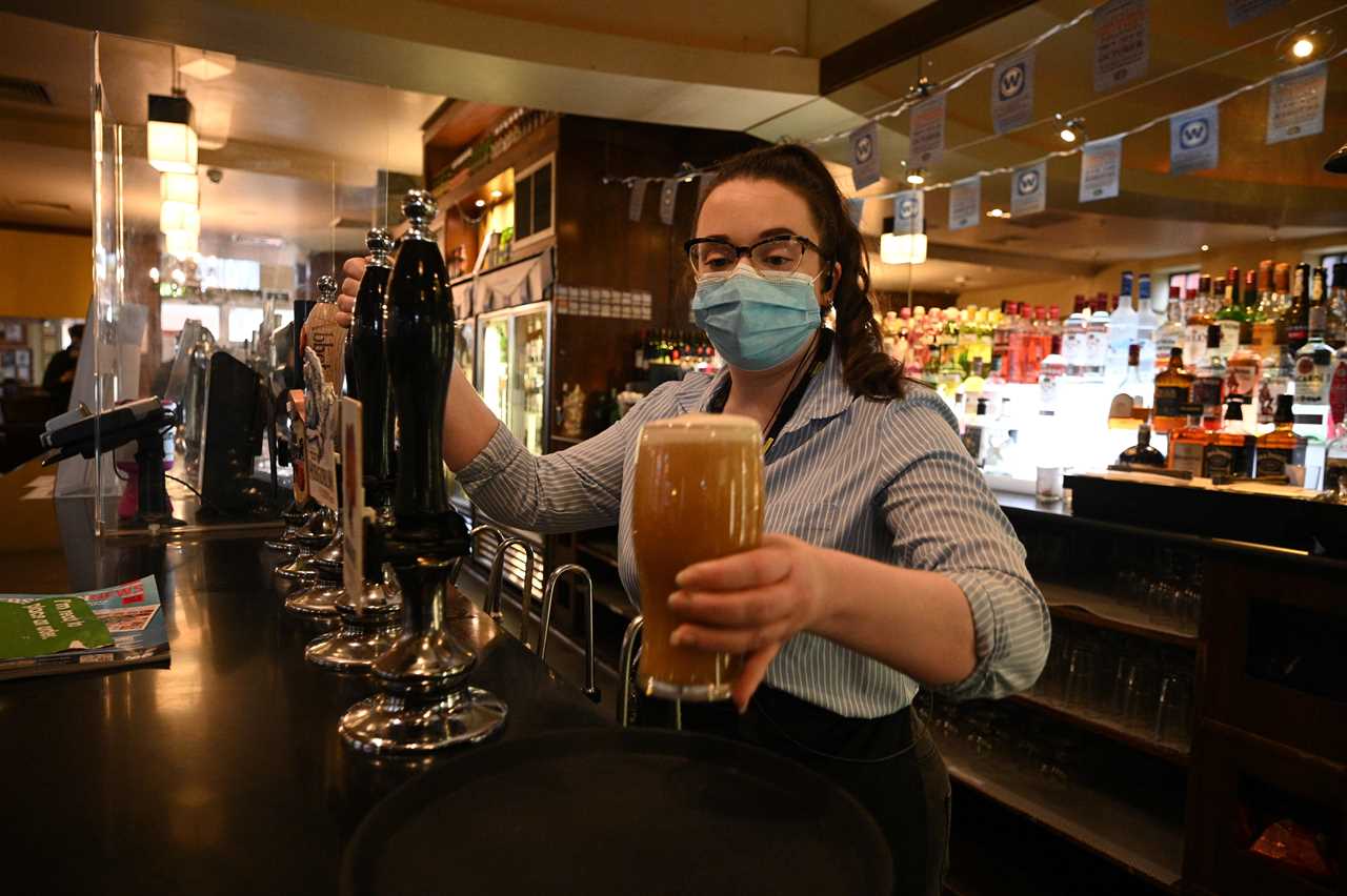 Professions least likey to be fully vaccinated are revealed with bar staff, beauticians and ROOFERS topping the list