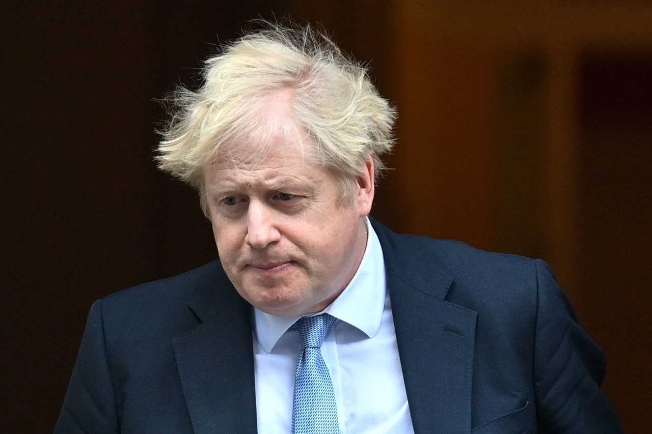 Boris Johnson urged to keep free Covid testing as he plans to scrap isolation rules