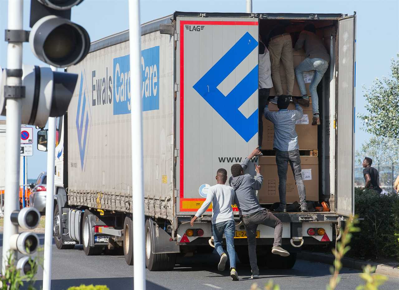 Number of migrants smuggled into UK in lorries over last 7years ‘would fill Old Trafford’