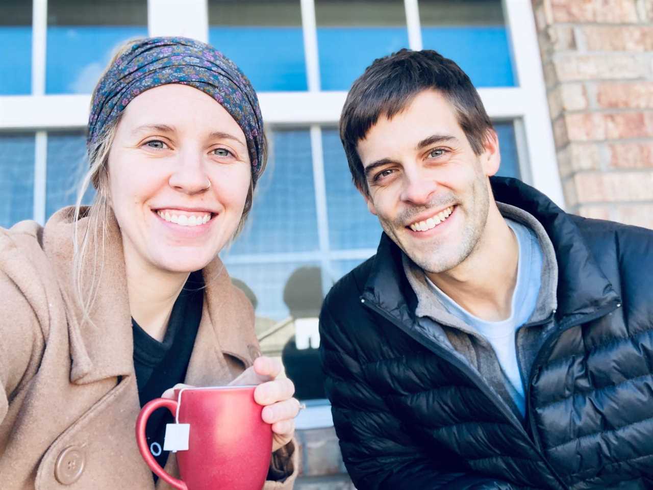 Jill Duggar & husband Derick Dillard ‘concerned & have anxiety’ for her pregnancy after both testing positive for Covid