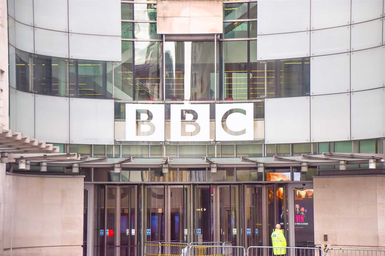 Rishi Sunak accuses BBC of marching in lockstep with Labour over economy