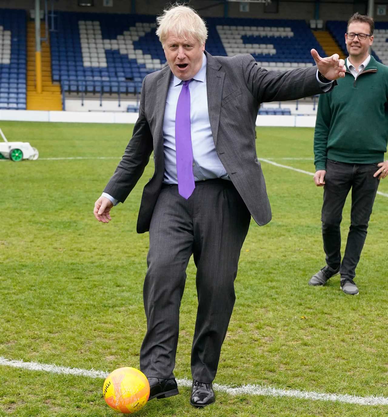 Boris Johnson vows to unleash ‘the terrors of the earth’ on Tory MP who made ‘sexist’ Angela Rayner claims if caught