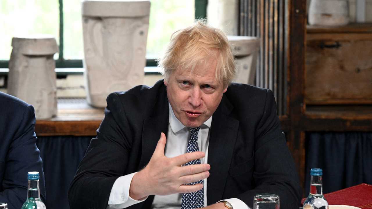 Boris Johnson says Brits STILL working from home are taking the Brie