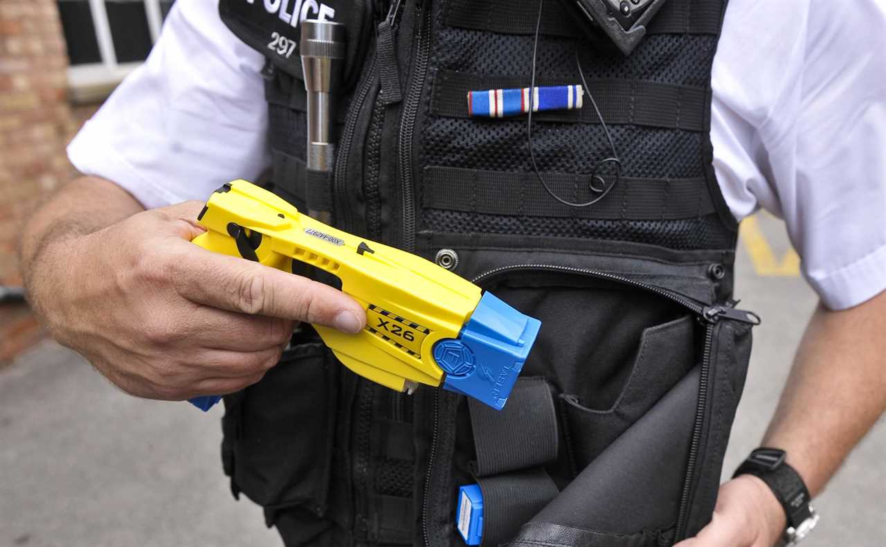 Volunteers cops will carry tasers to help them take on knife-carrying thugs and terrorists