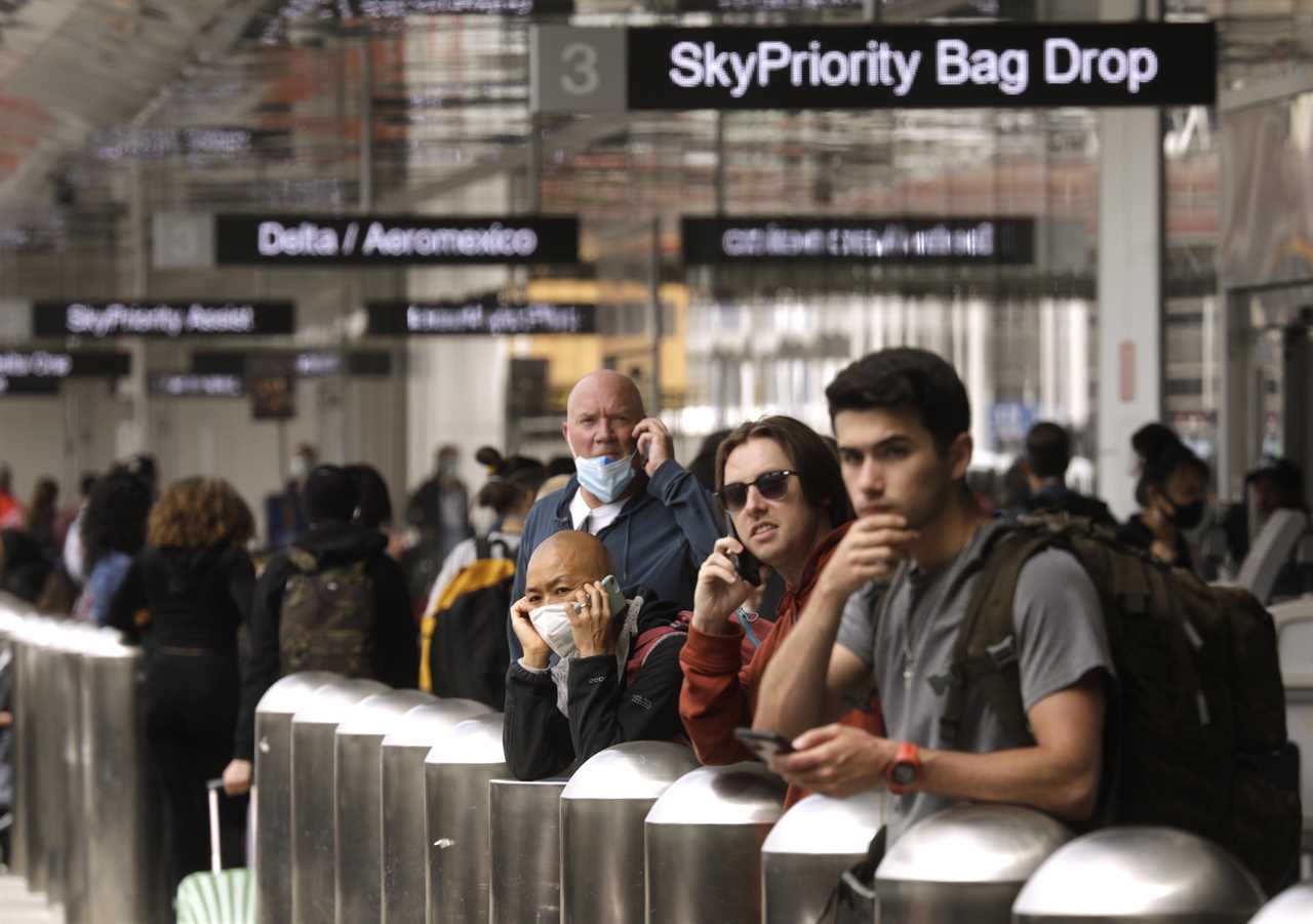 Memorial Day travel chaos as more than 1,000 flights are canceled with millions traveling away for holiday weekend