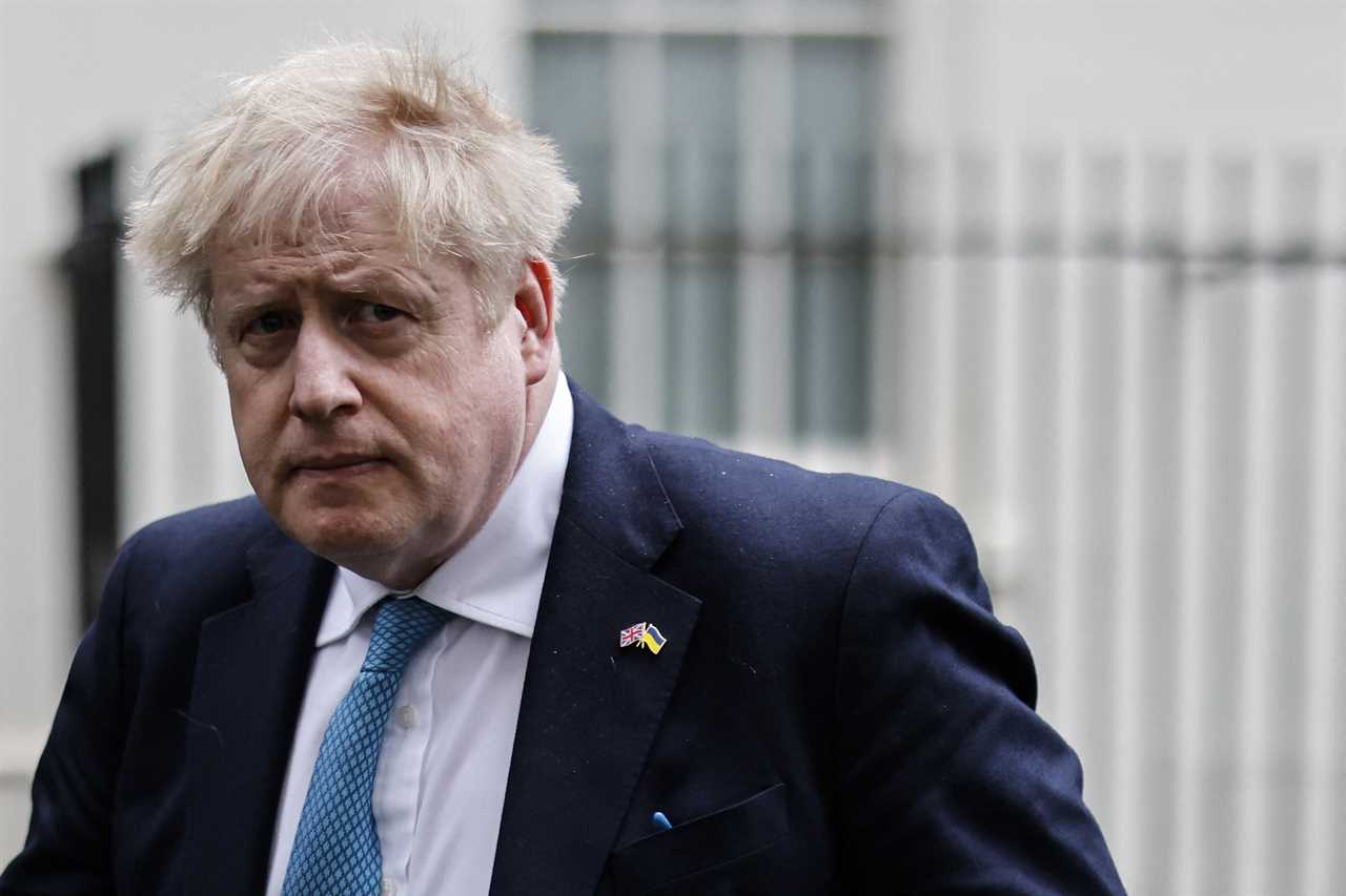 Major 1922 Committee crunch meeting TONIGHT to try to oust Boris Johnson – but he may resign first