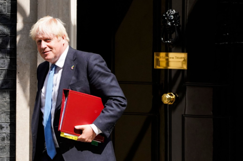 Boris Johnson warns new PM to be wary of back-stabbers in final dig at his last PMQs