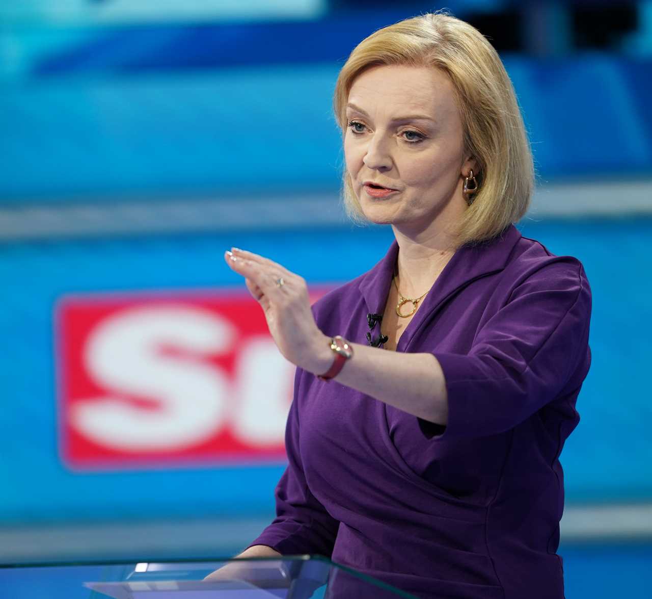 TalkTV debate – Almost 40% of voters say Truss is more in touch with public’s concerns – and 18% back Rishi