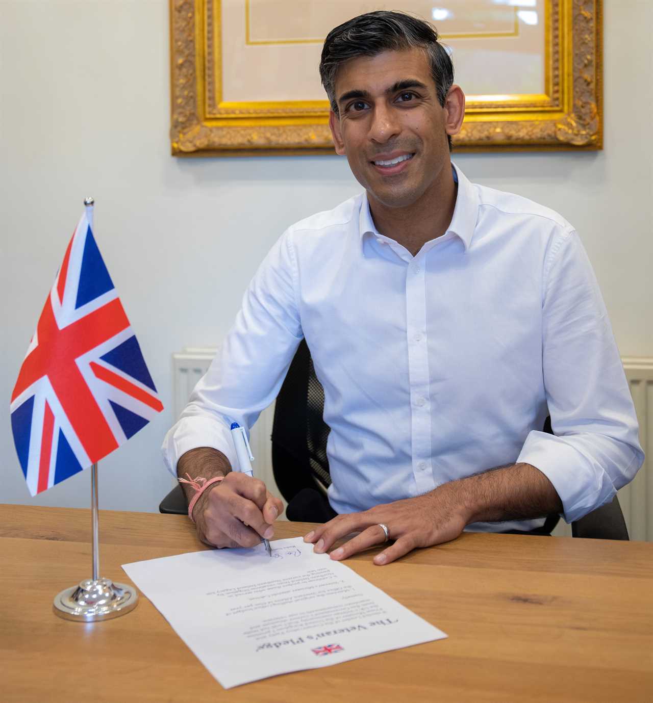 PM rivals Rishi Sunak & Liz Truss join forces to sign The Sun’s pledge to support veterans