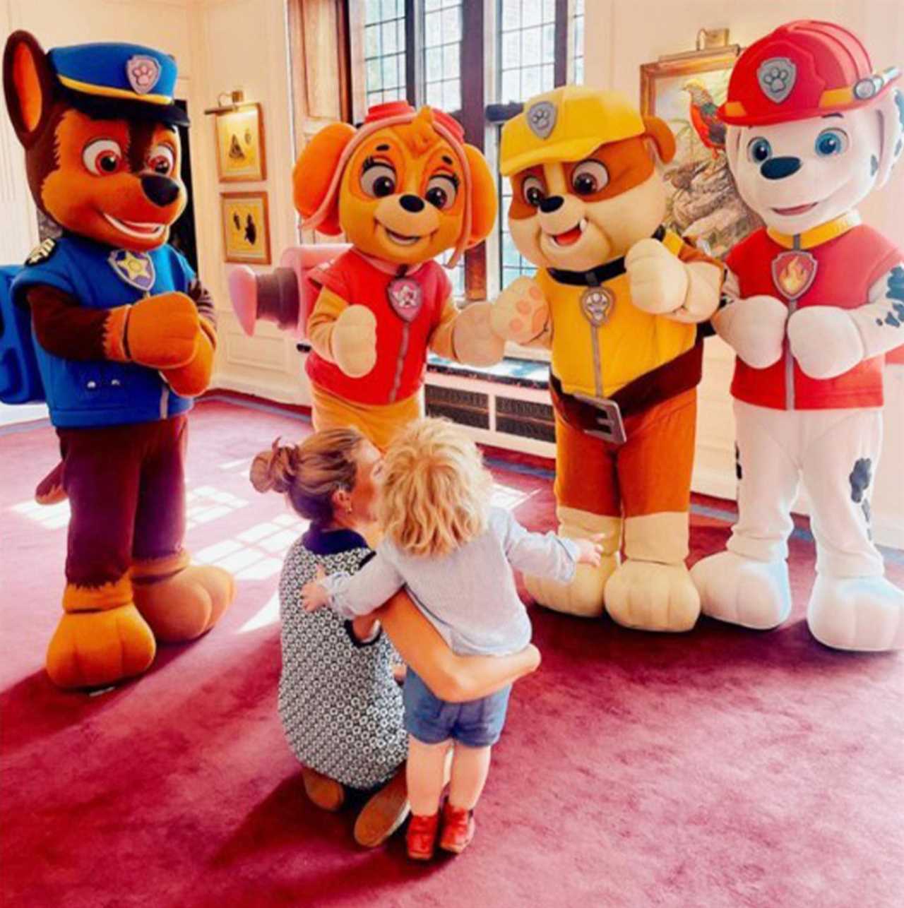 Carrie Johnson greets kids’ TV favourites from PAW Patrol with amazed son Wilfred