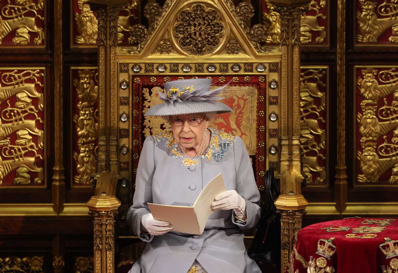 Liz Truss says ‘God save the King’ to cheers in Commons after touching tribute to ‘devoted’ Queen