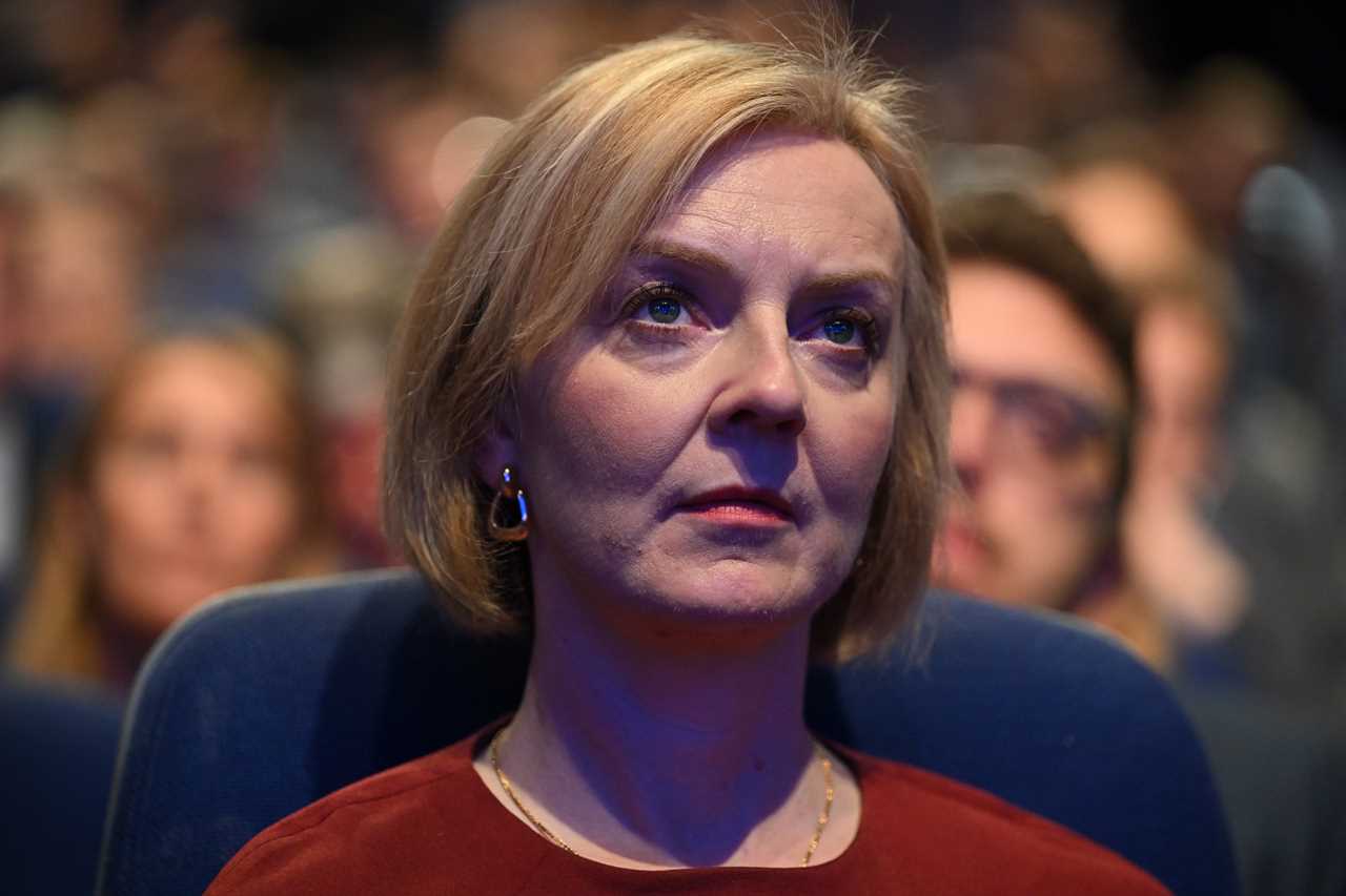 Cabinet feuding erupts at Tory conference over benefits curbs as Liz Truss faces Commons clash with own MPs