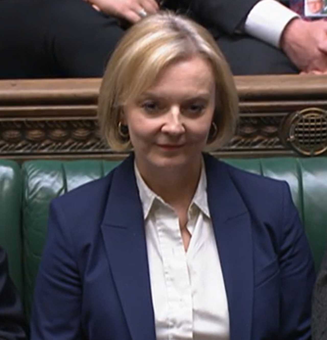 Liz Truss apologises for ‘mistakes’ and vows to lead Tories into next general election