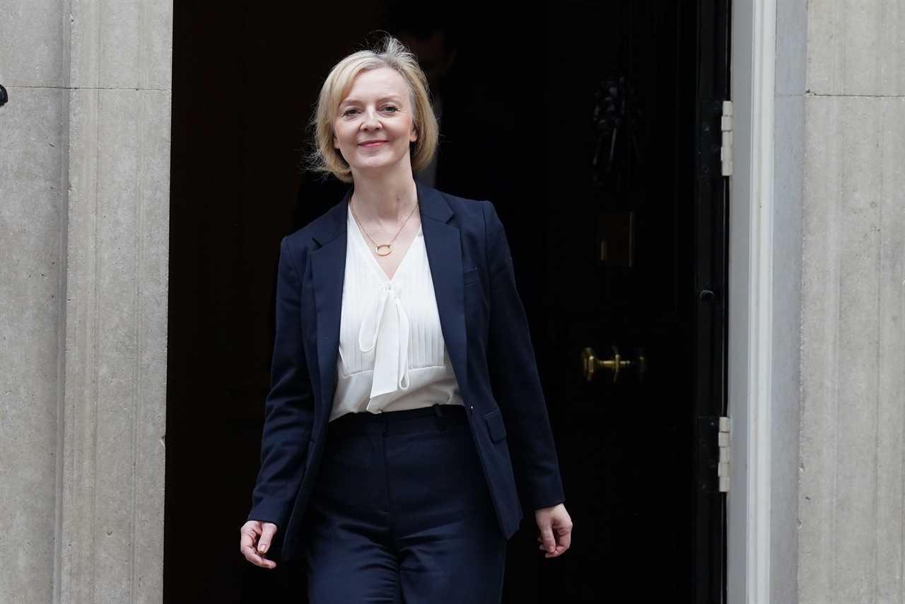 Crunch vote on fracking tonight will force Tory MPs to prove if they back Liz Truss or want her out