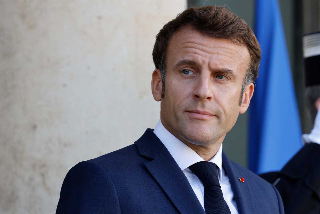 Rishi Sunak and French President Macron set to unite in a bid to tackle people smugglers in the Channel
