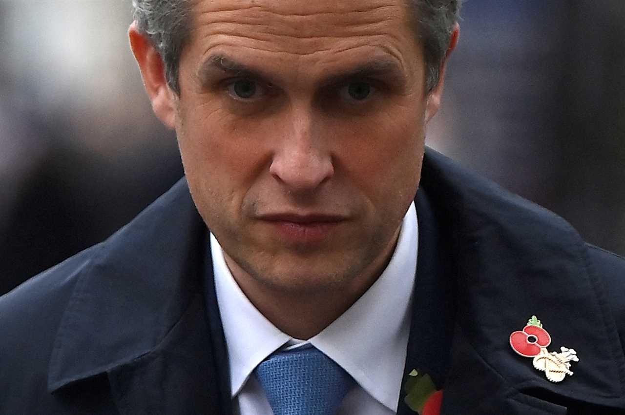 Gavin Williamson RESIGNS from Cabinet following fresh bullying accusations