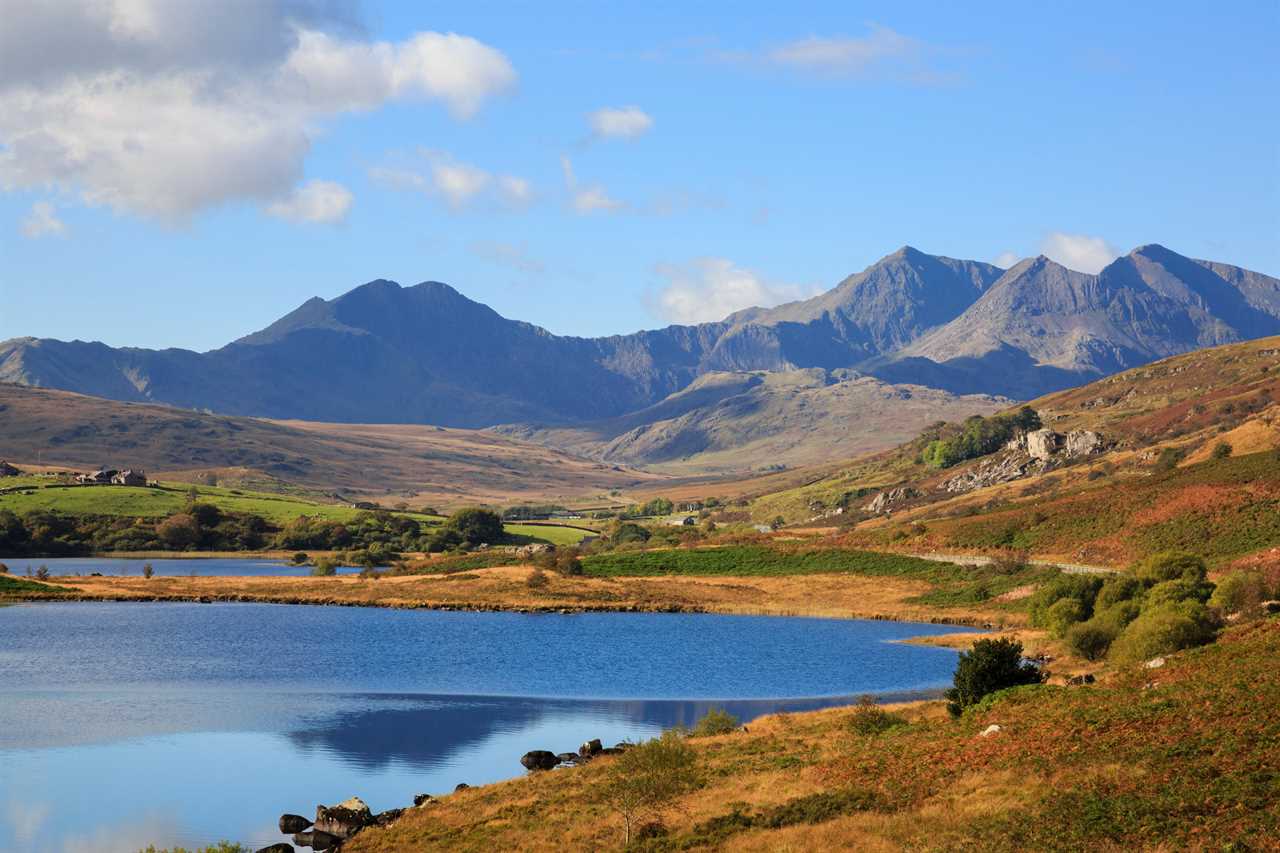 200 asylum seekers put up at four-star hotel near Mount Snowdon – costing taxpayers £6.8m