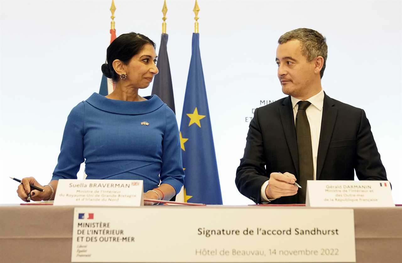 UK & France sign major deal to stop migrants crossing Channel as Rishi hails increase in officers patrolling beaches