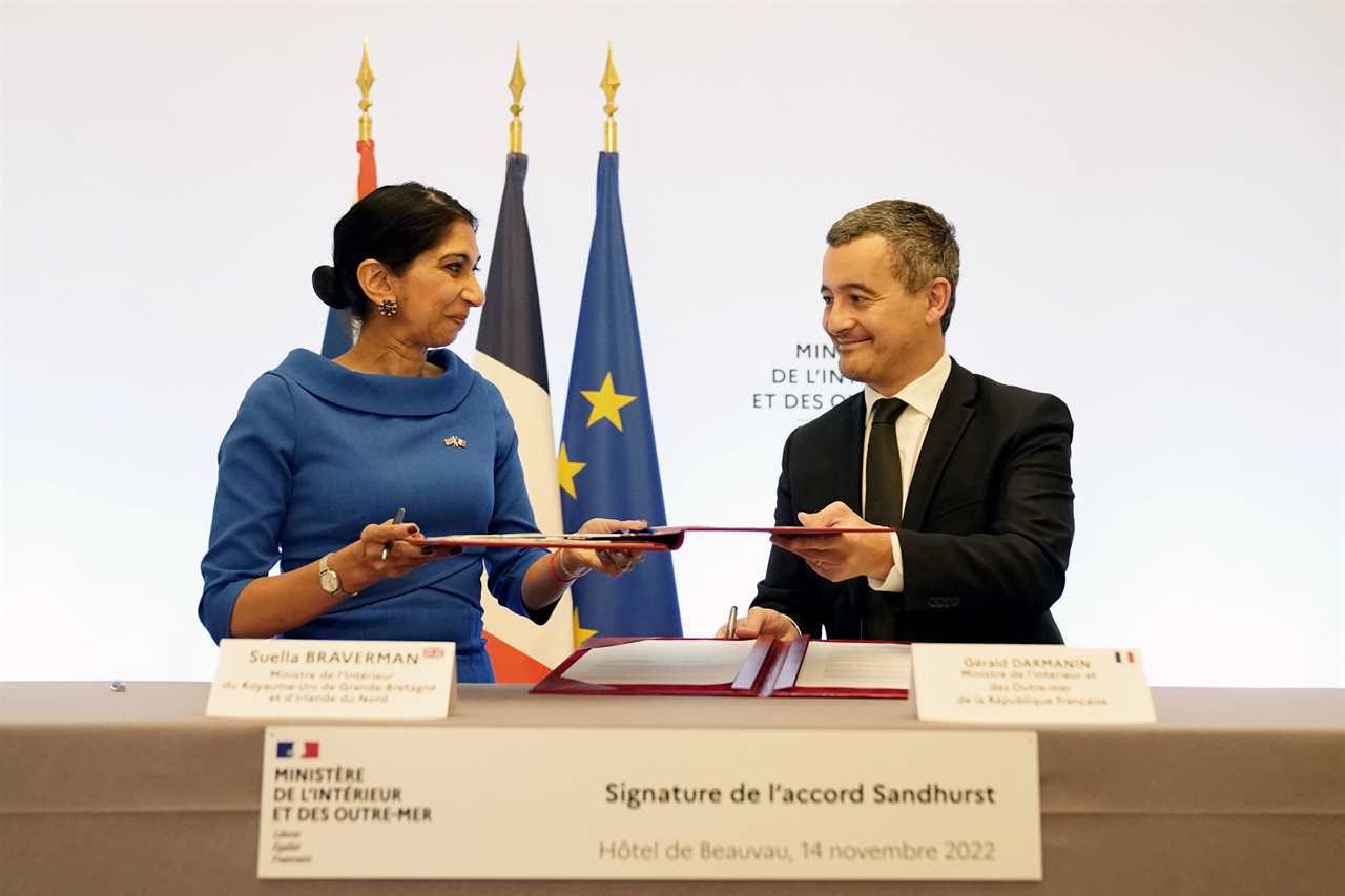 UK & France sign major deal to stop migrants crossing Channel as Rishi hails increase in officers patrolling beaches