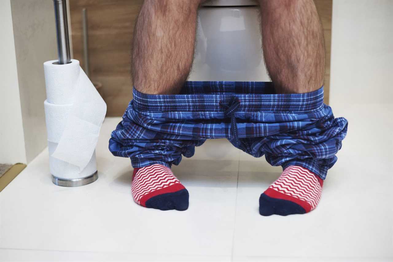 The 3 cancer symptoms to watch out for when you go to the loo