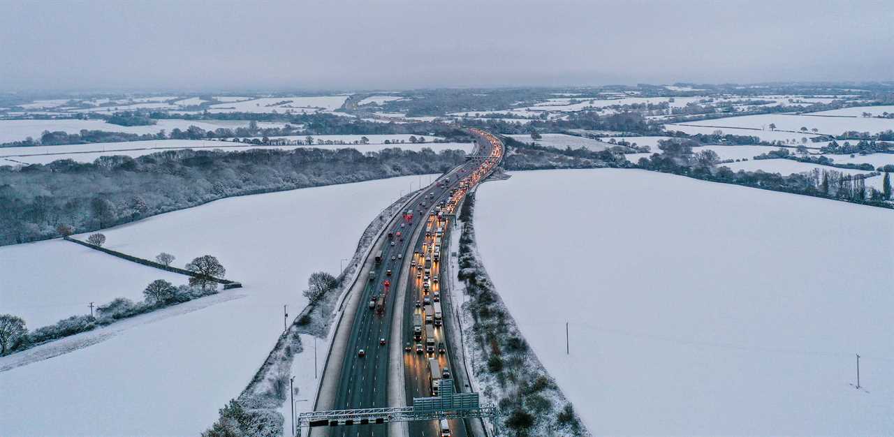 Urgent Cobra meeting TODAY as strikes and snow wreak travel chaos on Brits