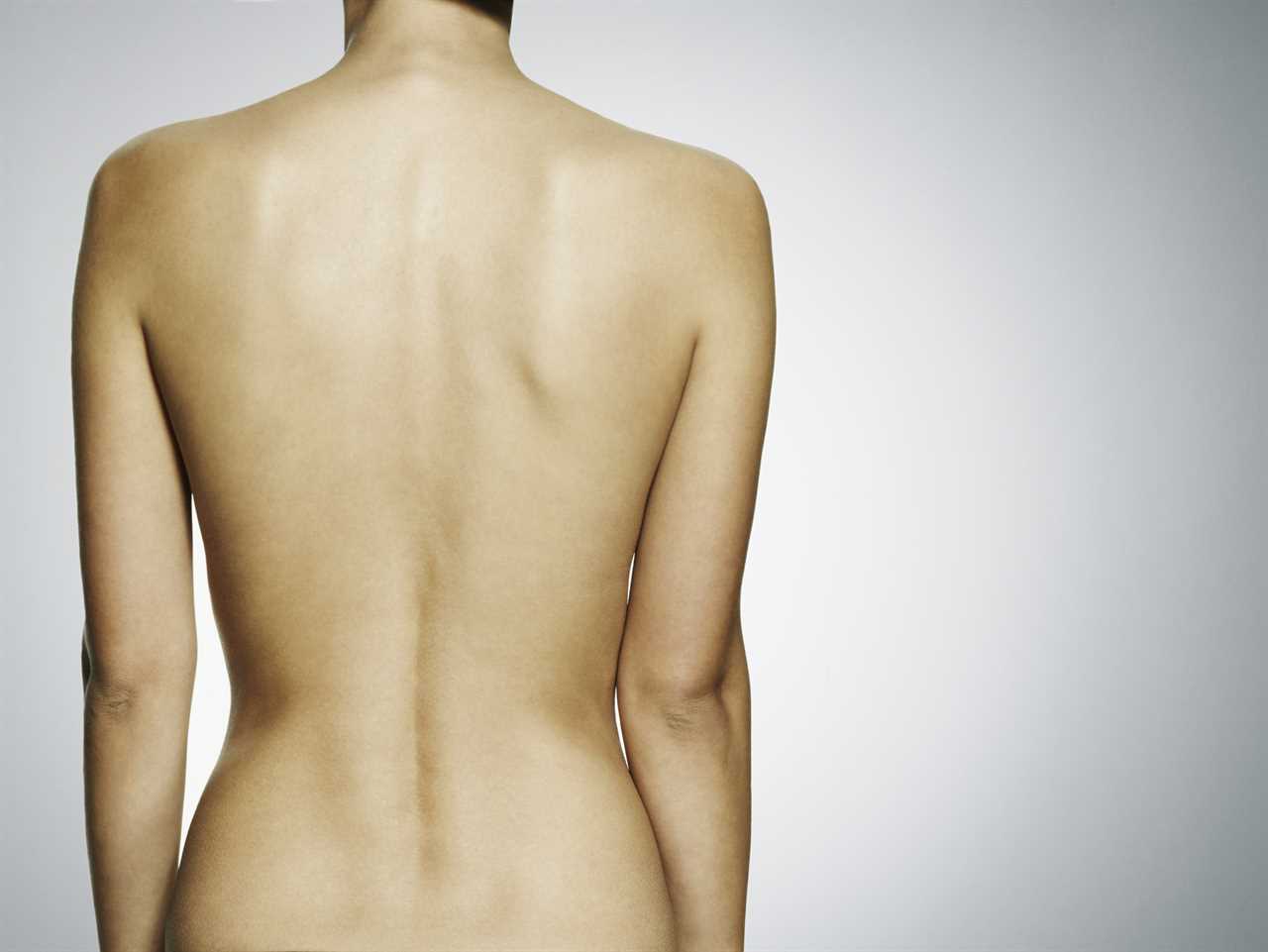 The ‘silent’ cancer symptom you can spot in your back – and 3 signs you must know