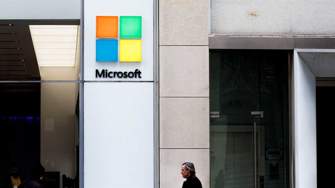 Microsoft Investigating ‘Networking Issue’ After Users Report Outages