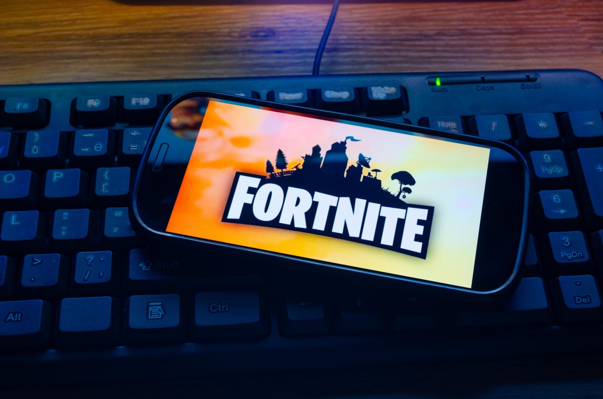 Fortnite age rating UK: Is Battle Royale safe to play for children?