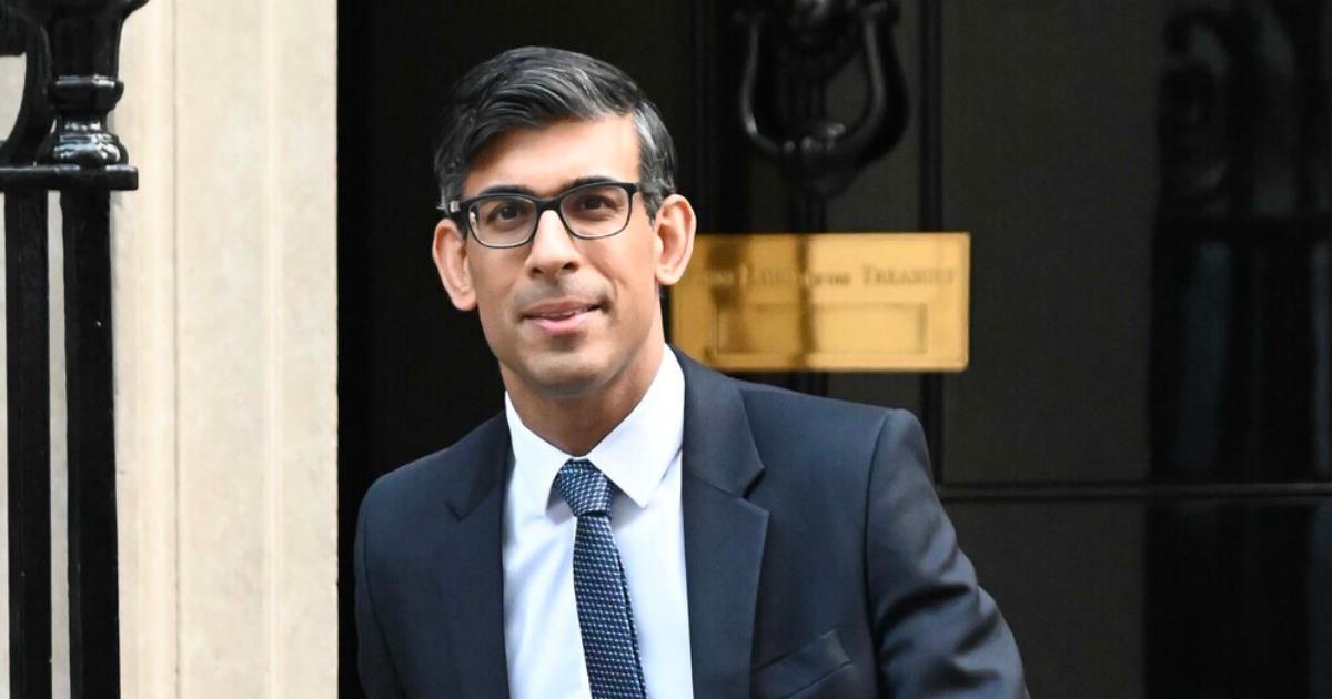 Rishi Sunak promises his law to stop migrants crossing Channel will be unveiled in weeks