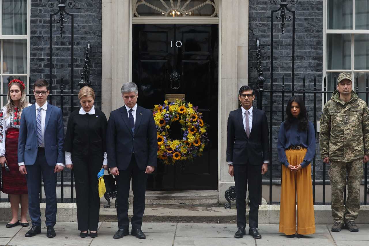 Rishi Sunak leads UK in minute’s silence for Ukraine as Charles praises nation’s ‘courage’ on anniversary of invasion