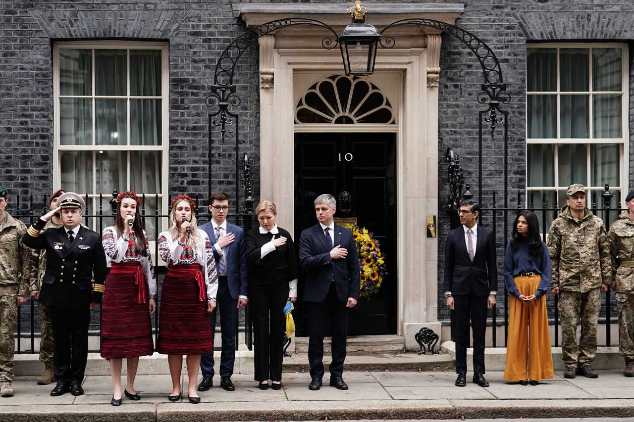 Rishi Sunak leads UK in minute’s silence for Ukraine as Charles praises nation’s ‘courage’ on anniversary of invasion