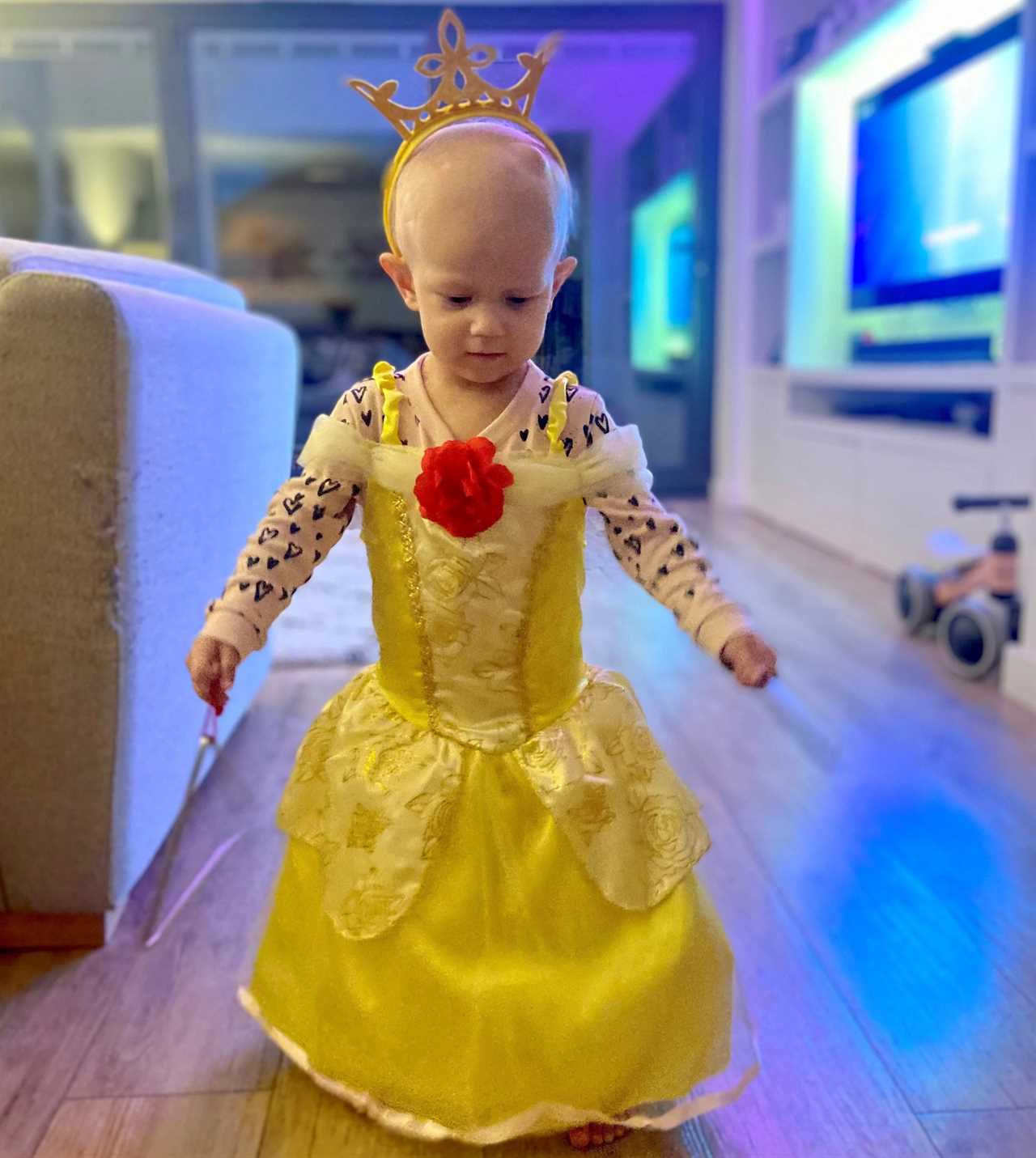 Parents share heartbreaking pictures of their little girl and medics ‘don’t know’ how to treat child’s rare cancer