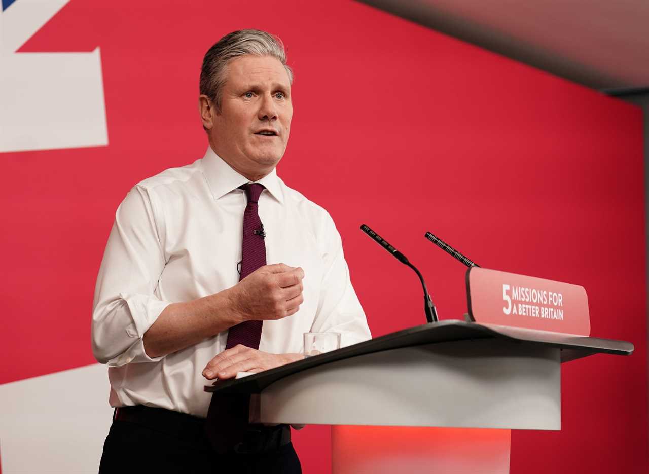 Sir Keir Starmer accused of hypocrisy over deal allowing him to avoid tax on pension