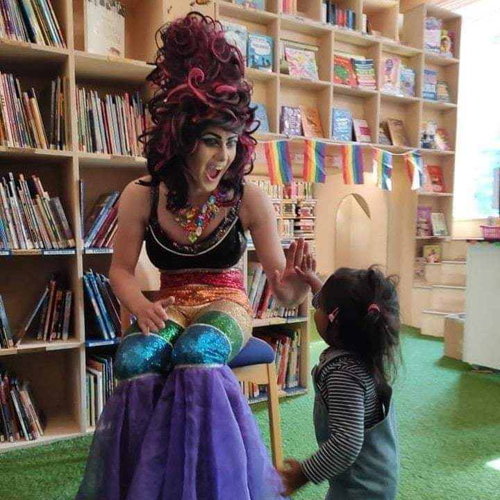 Woke teachers want more drag queens telling stories in class to tackle ‘schools’ heteronormative culture’