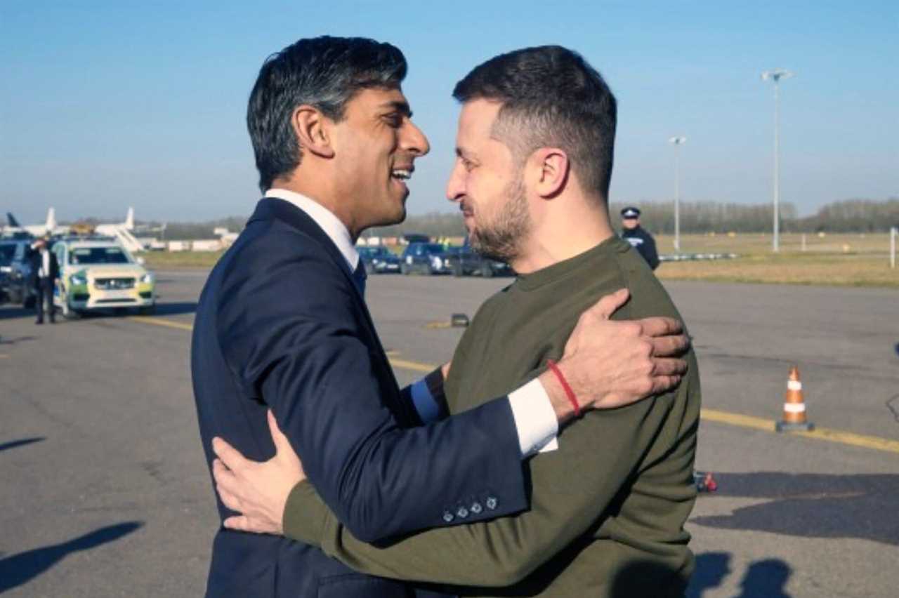 Rishi Sunak and President Zelensky discussed ramping up military support to Ukraine in phone call