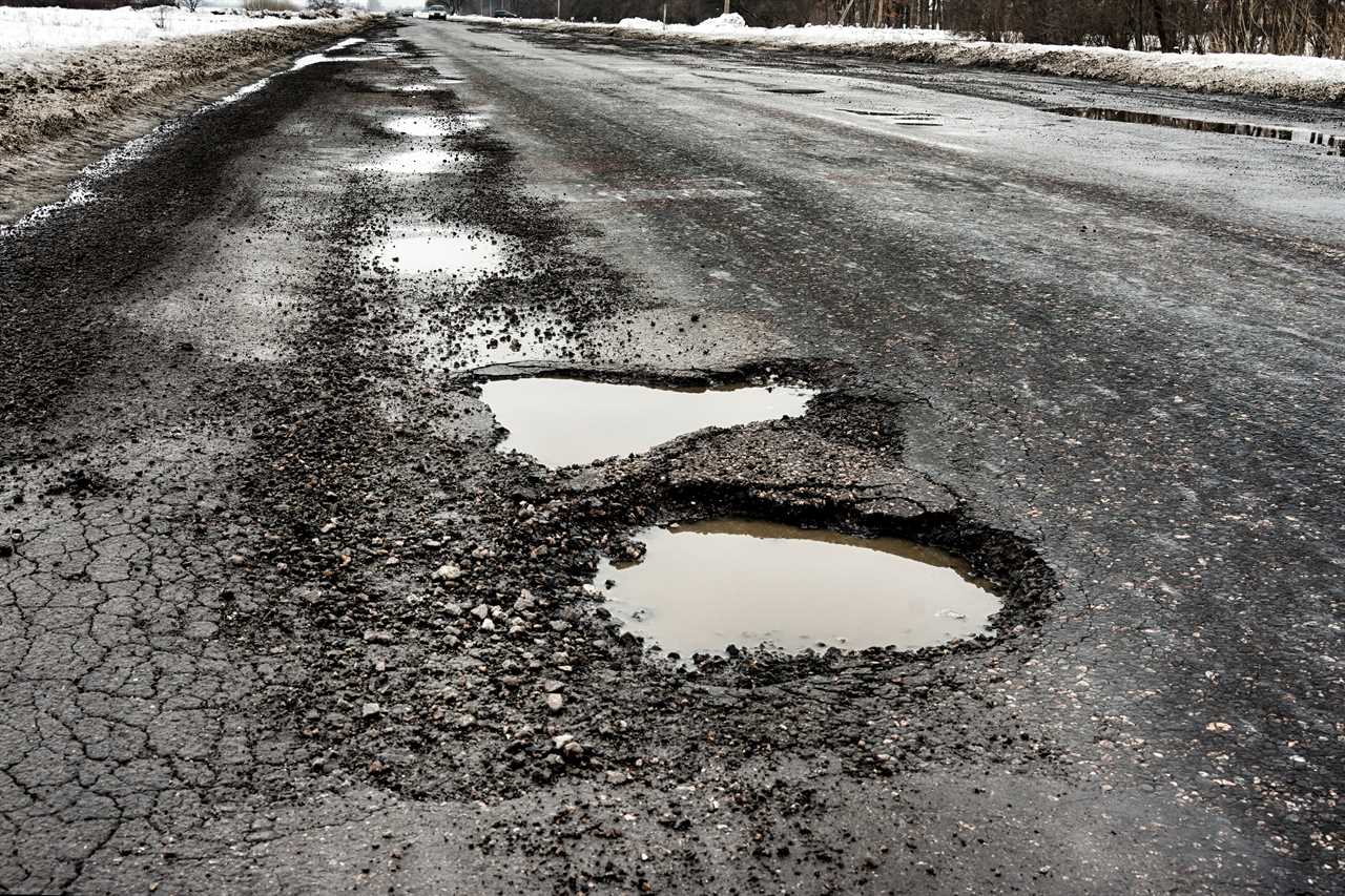 Motorists made 2,000 calls per day last month about damage from potholes