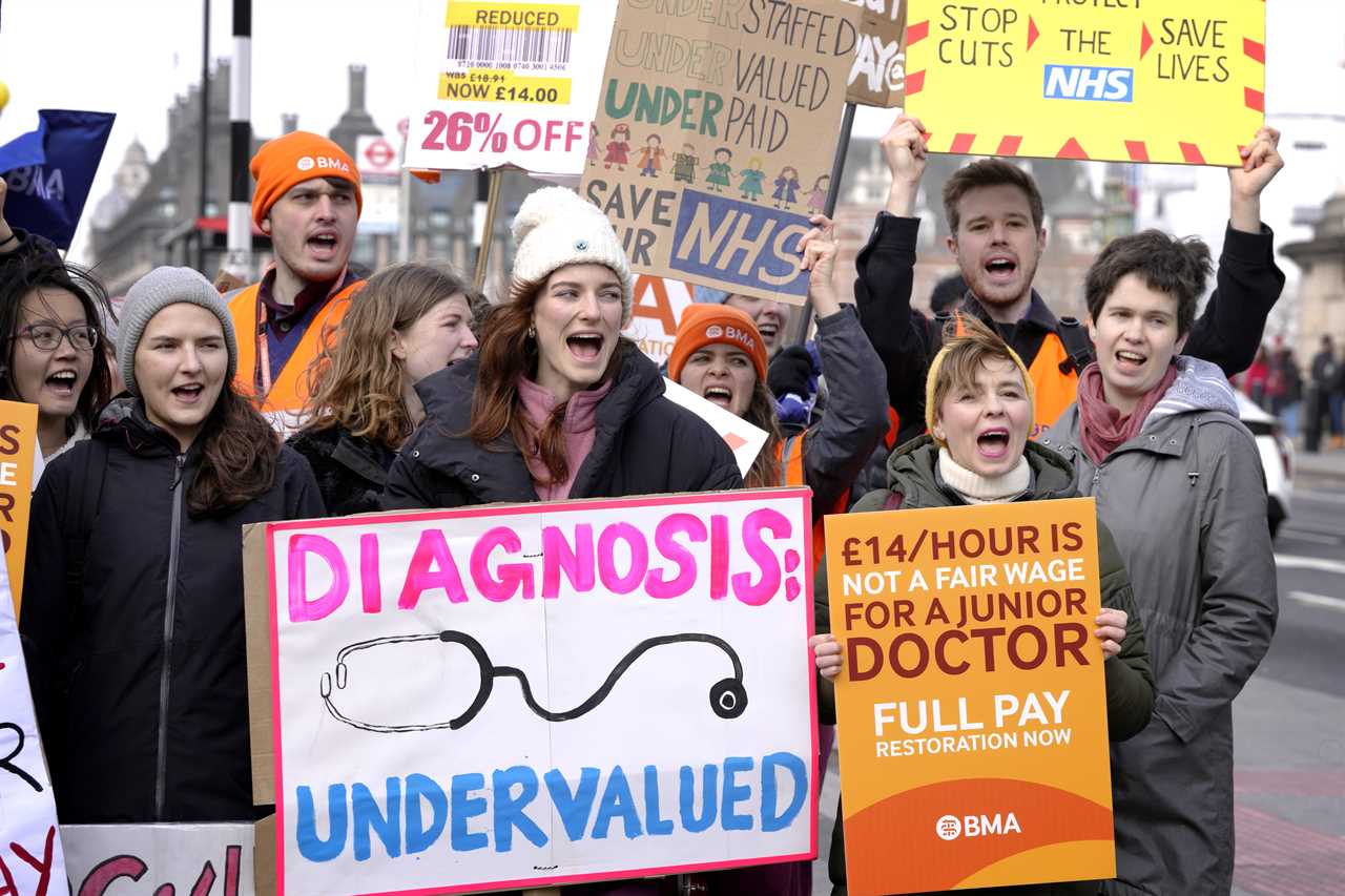 Nurses could lock Britain in strike chaos until CHRISTMAS with regular walk outs over pay, chief warns