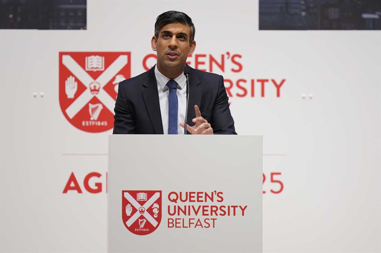 Rishi Sunak ramps up pressure on DUP over Brexit deal & says they must work together to fulfil Good Friday Agreement vow