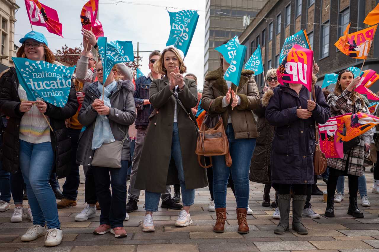 Union activists plot coordinated strikes across hospitals and schools to force country into lockdown