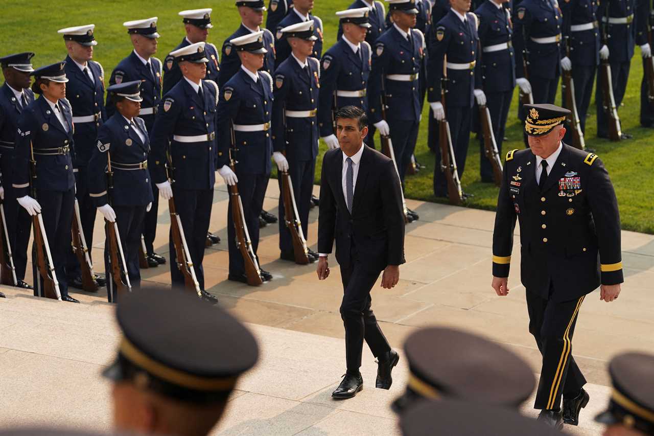 Rishi Sunak pays tribute at war memorial before crunch US talks with Biden to forge ‘economic alliance’