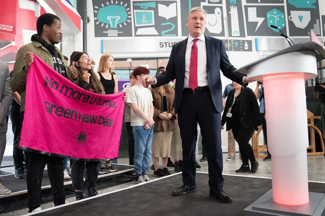 Moment eco-idiots ambush Sir Keir Starmer in major speech – as he slams ‘arrogant’ Just Stop Oil