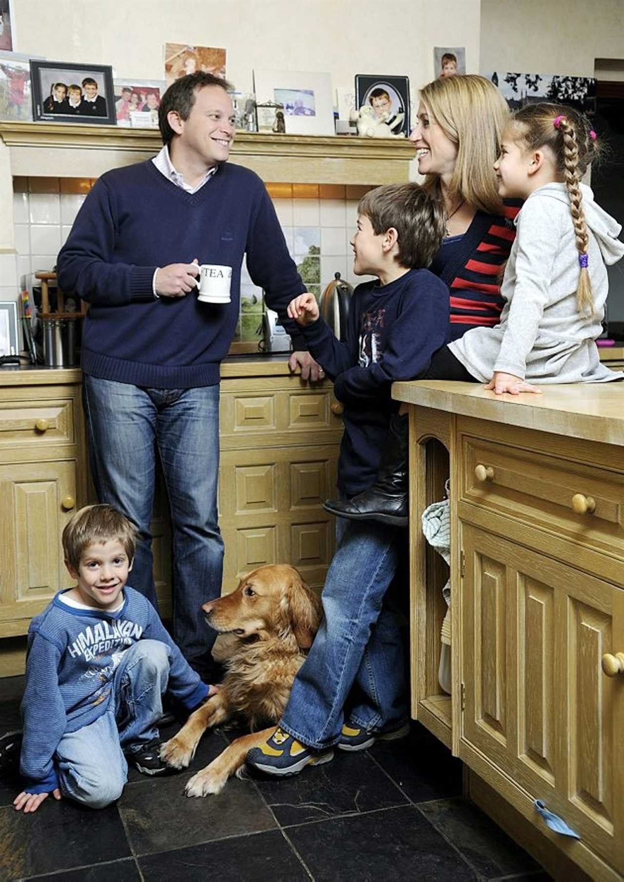 Grant Shapps reveals he and his entire family have been hit by the de-banking scandal