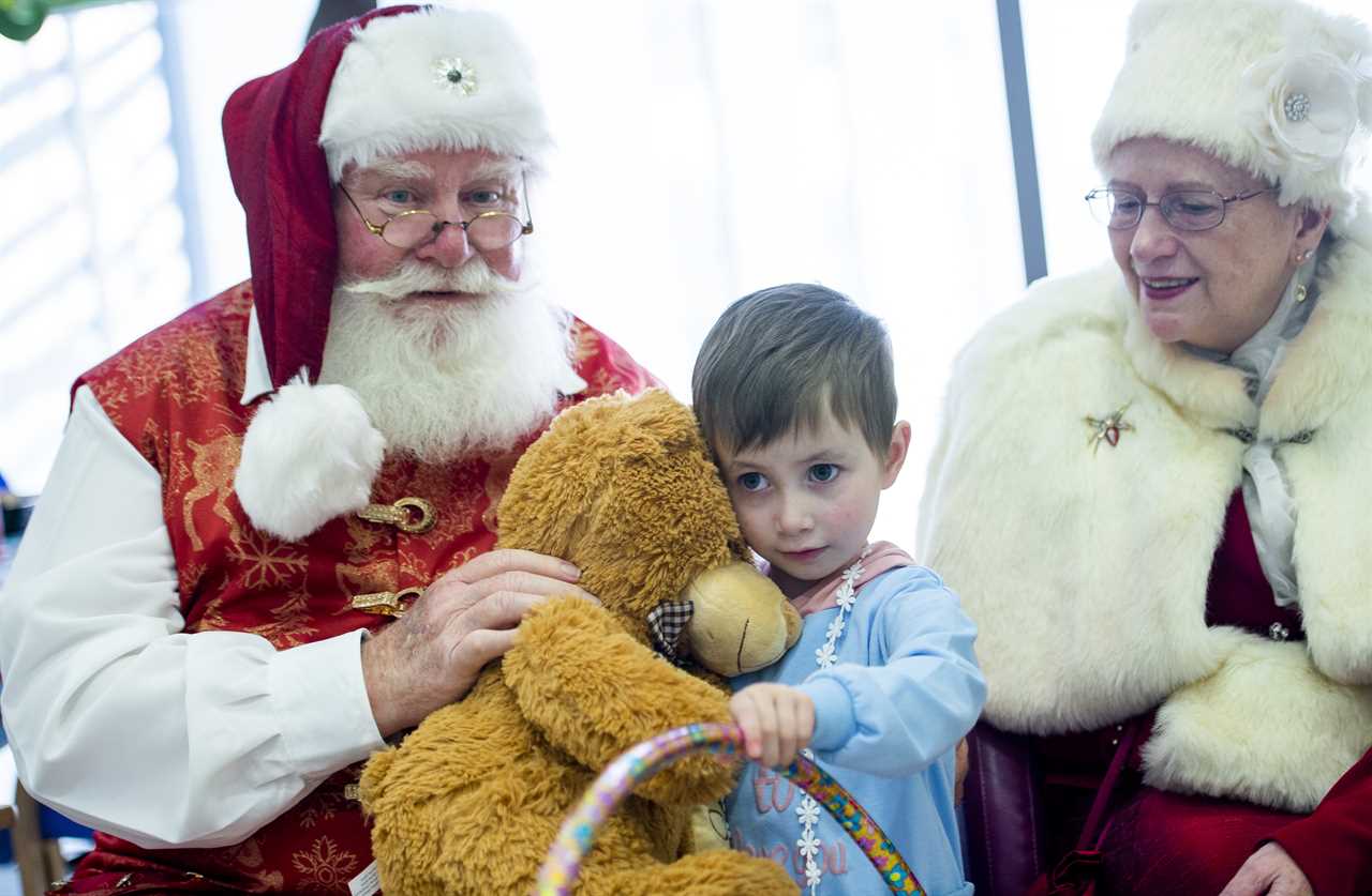 Help Make Christmas Magical for Children with Cancer
