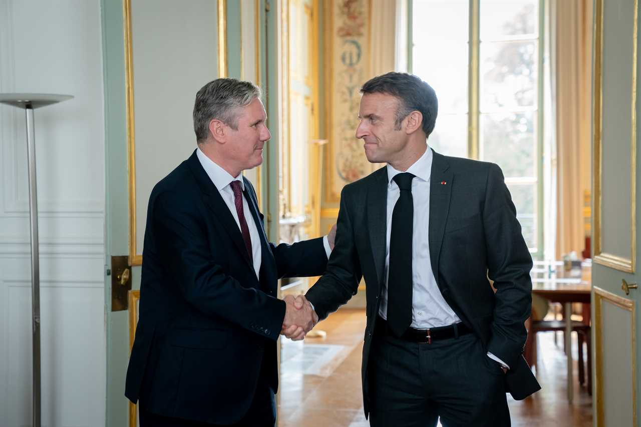 Sir Keir Starmer in Talks with Emmanuel Macron in Paris to Discuss Ripping Up Brexit Deal