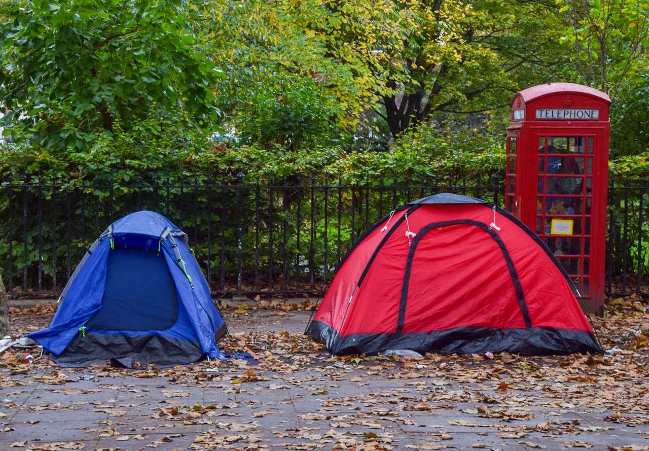 Suella Braverman's Plan to Ban Rough Sleepers Using Tents Axed, Downing Street Confirms