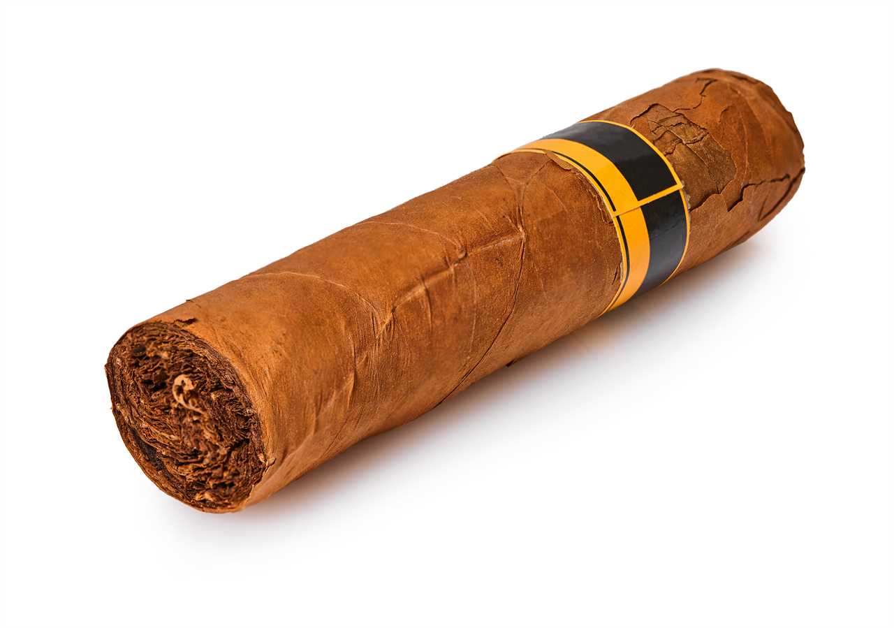 Tory MPs Threaten Rebellion on Smoking Ban, Demand Cigars Exemption
