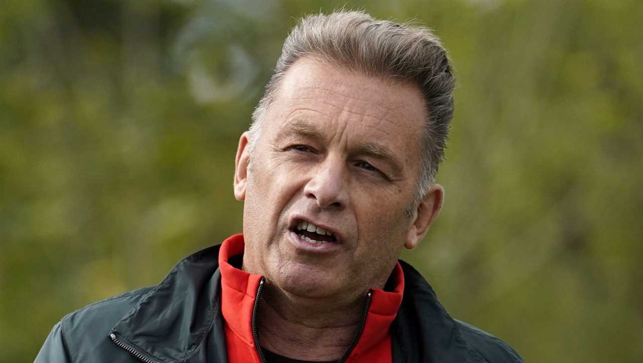 Downing Street Criticizes Chris Packham for Supporting Protests Outside MPs' Homes